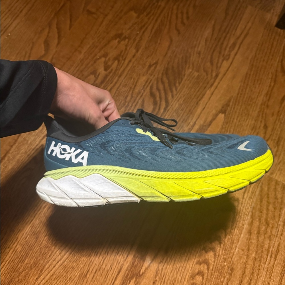 Men’s Hoka Arahi 6 Size 11.5
